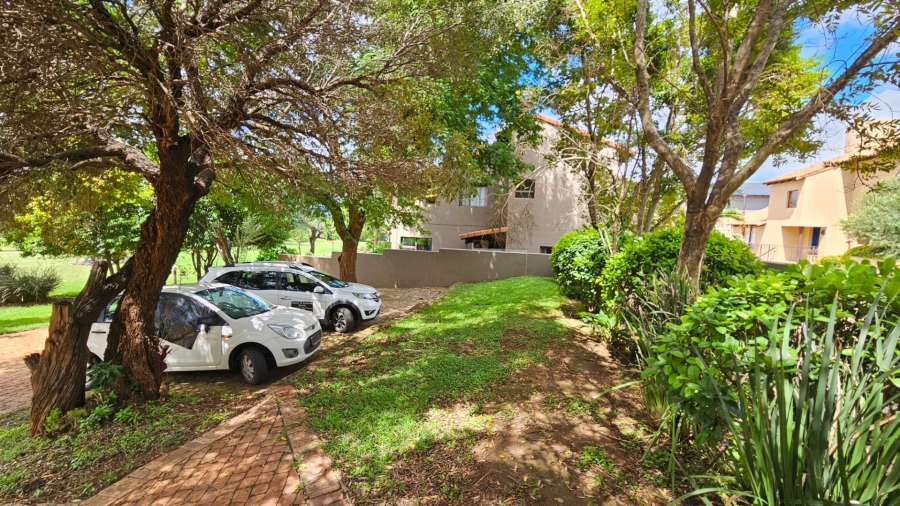 2 Bedroom Property for Sale in Kosmos North West